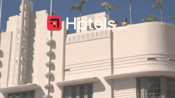 Hotels.com: Travel Booking screenshot